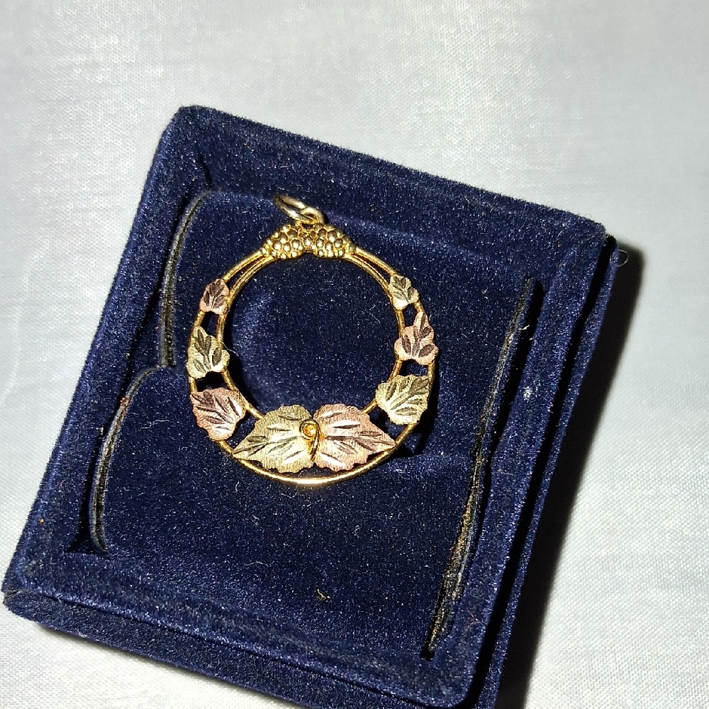 Black Hills Gold pendant